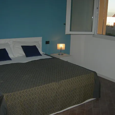 Expofiera Aparthotel Pero