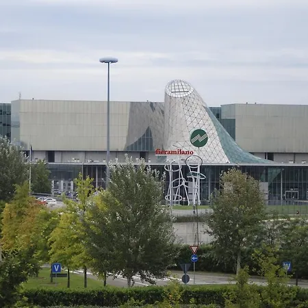 Expofiera Aparthotel